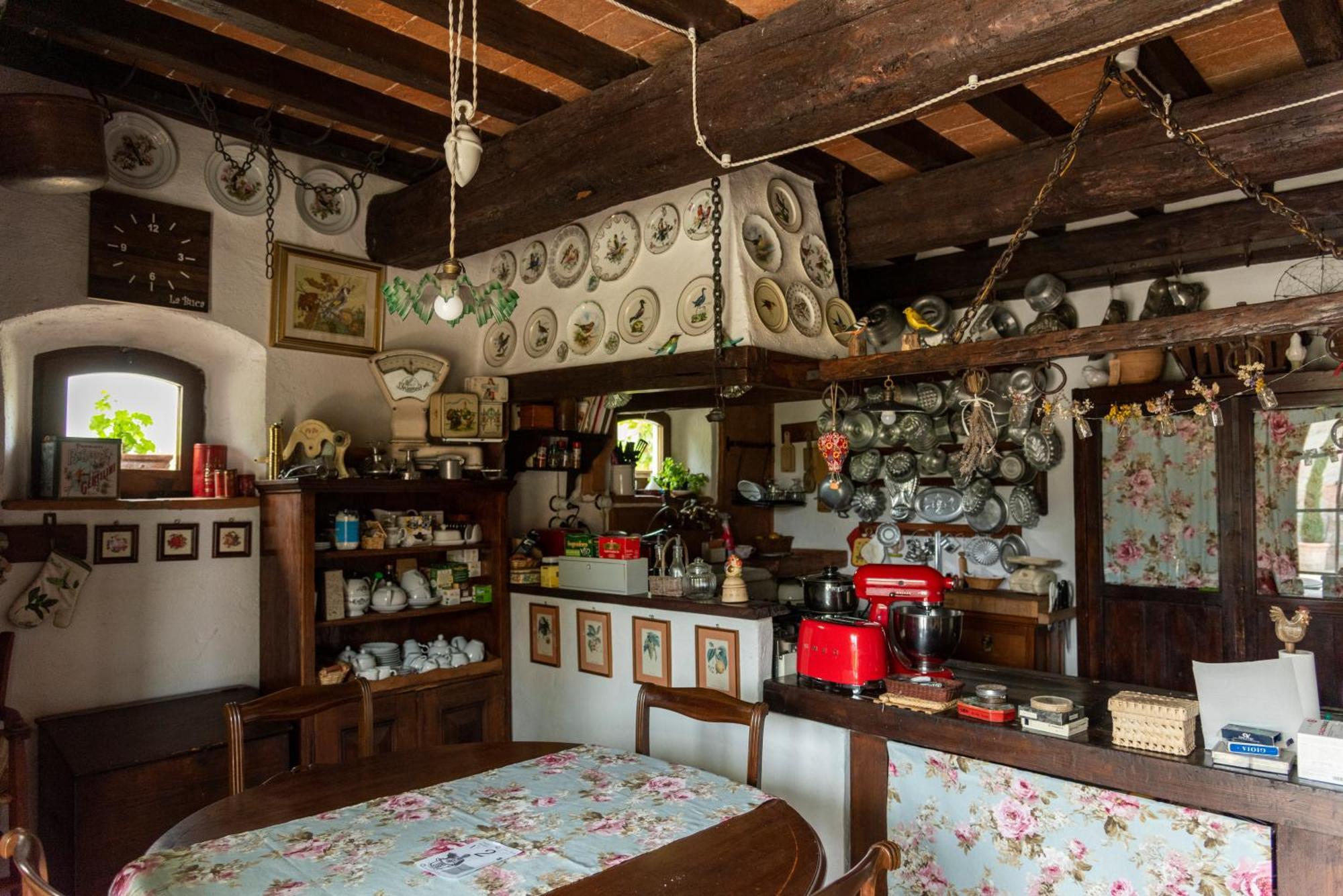 Гостевой дом Cascina La Buca Castello di Serravalle Экстерьер фото